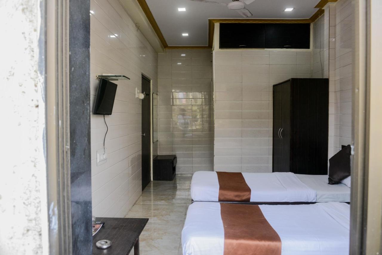 Hotel National มุมไบ ภายนอก รูปภาพ