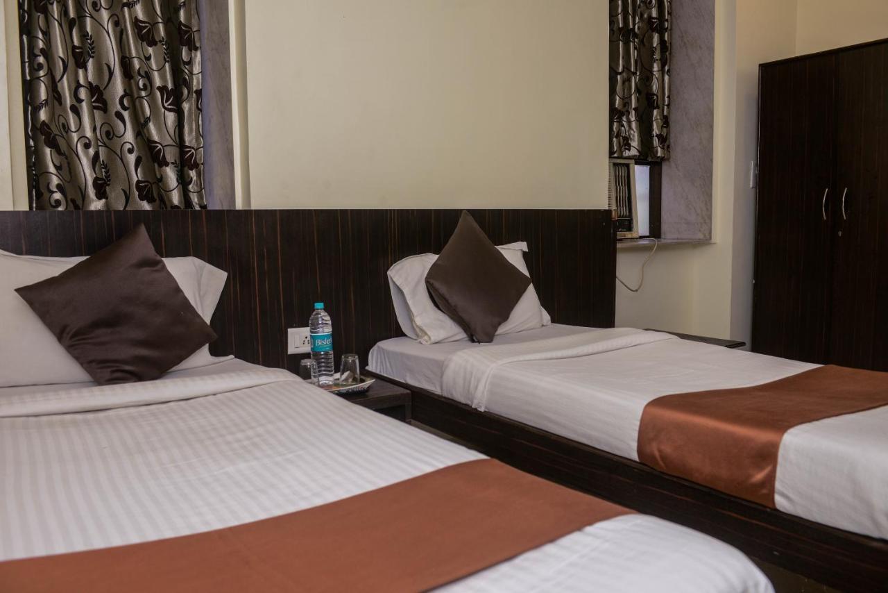Hotel National มุมไบ ภายนอก รูปภาพ